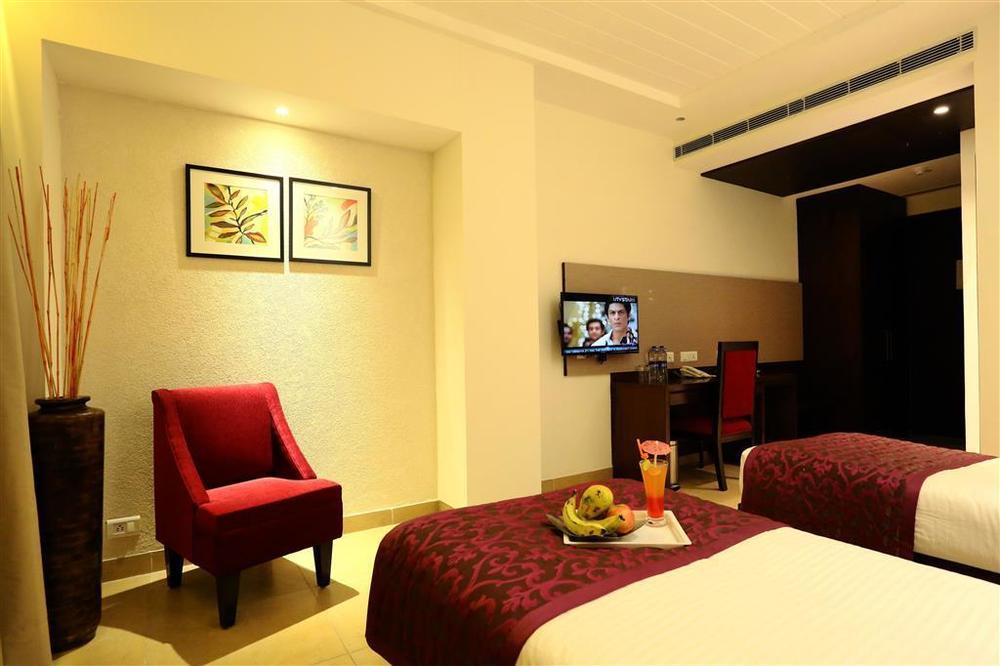 Best Western Country Woods Ambāla الغرفة الصورة