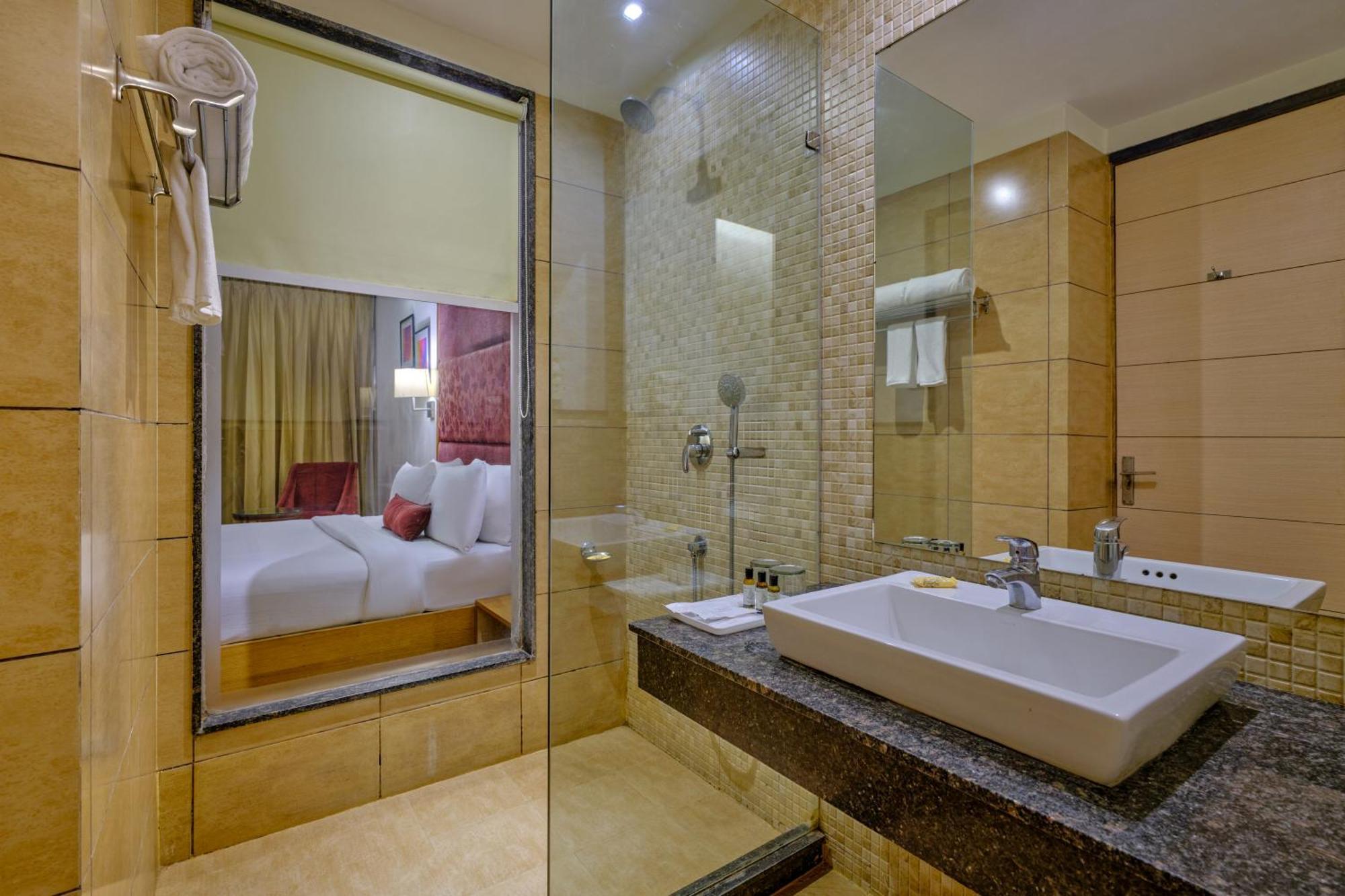 Best Western Country Woods Ambāla المظهر الخارجي الصورة