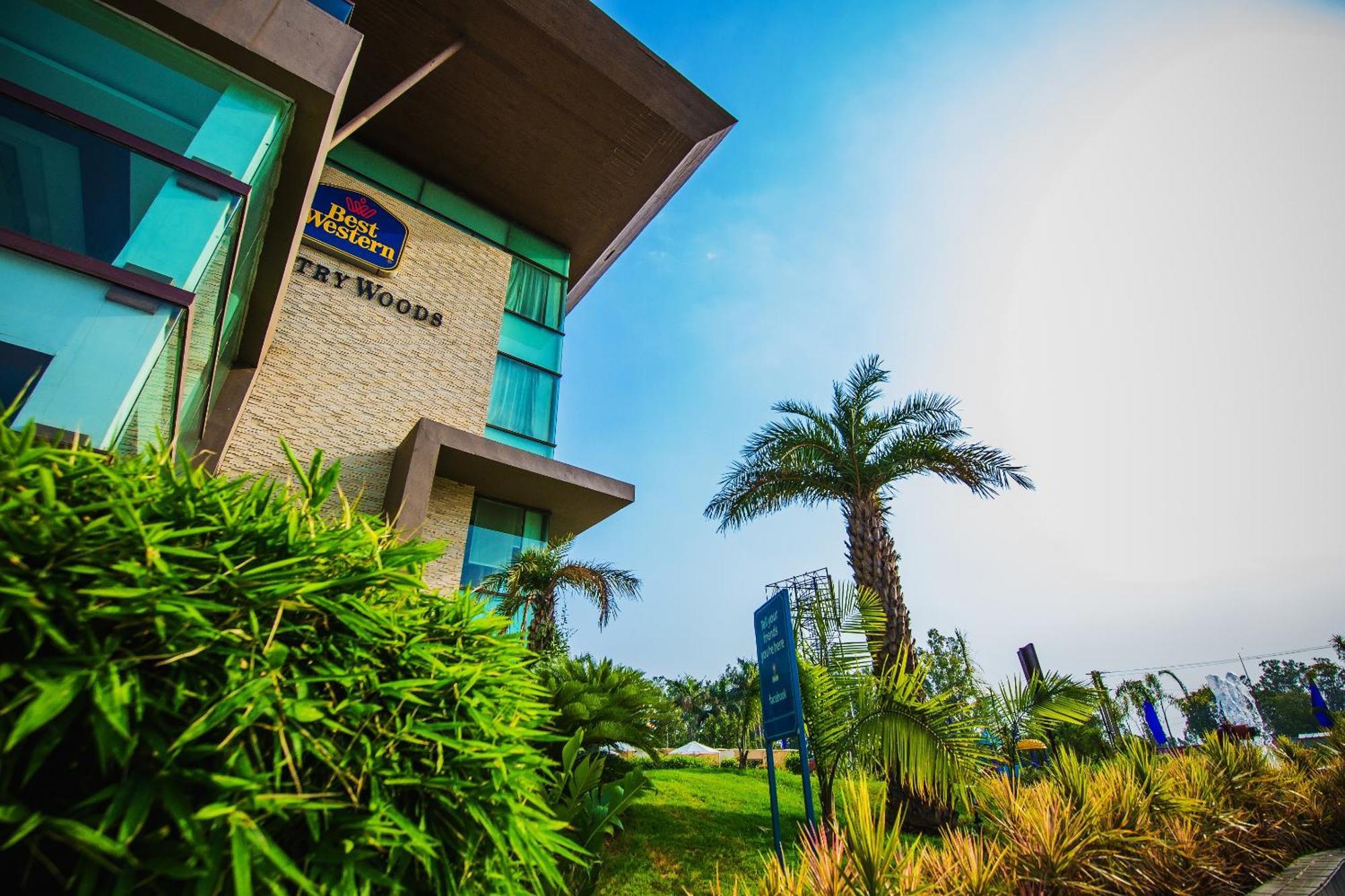Best Western Country Woods Ambāla المظهر الخارجي الصورة